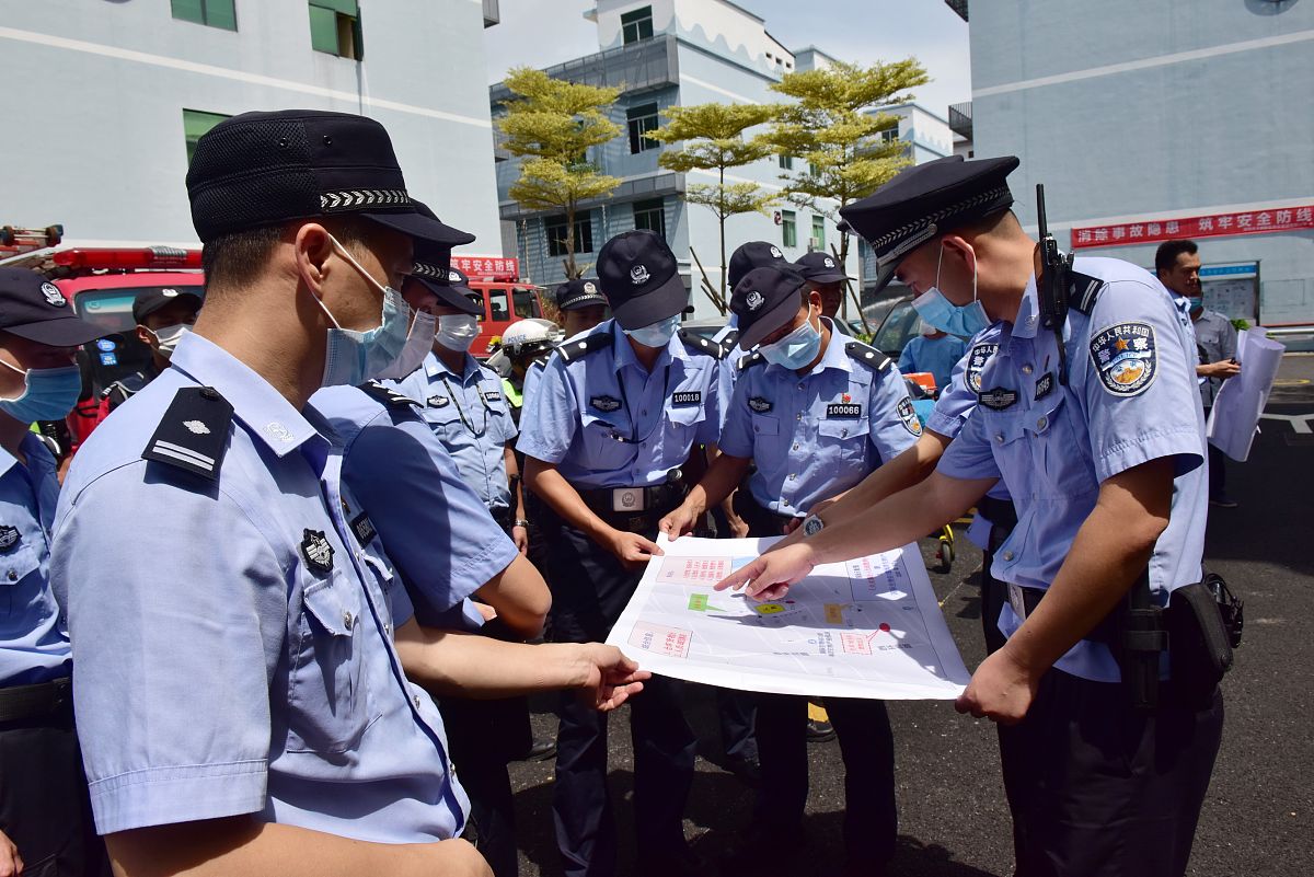 2023云南昆明市公安局西山分局第二批招聘勤务辅警公告90人