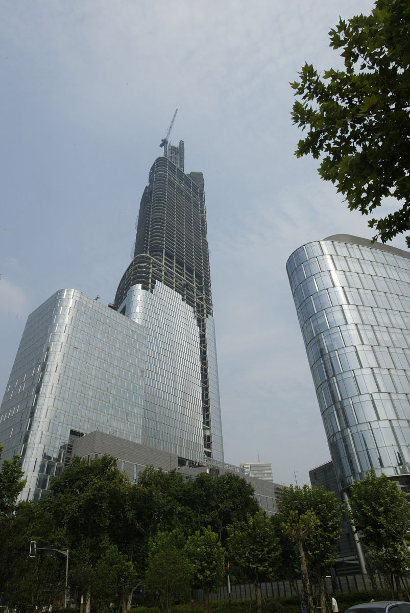 2008年9月3日,世界第七高楼南京绿地广场紫峰大厦.+++_+++上海绿地集
