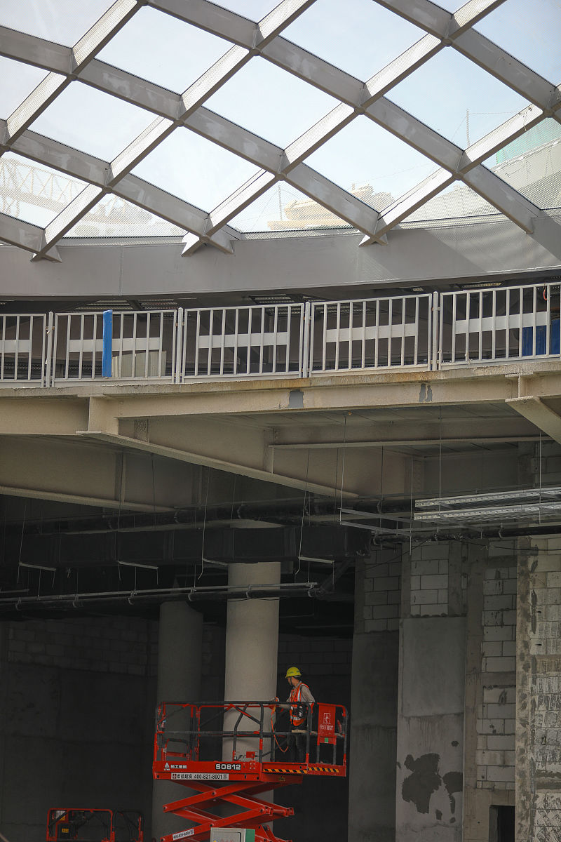 三角形型排烟天窗的制作方法