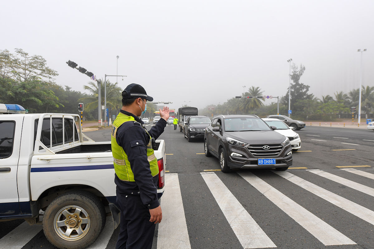车辆闯卡应急预案