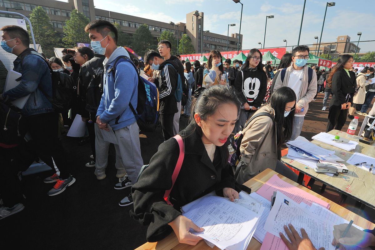 金华婺城区职业中等专业学校2021年招生专业介绍 - 培养技能型人才的理想选择