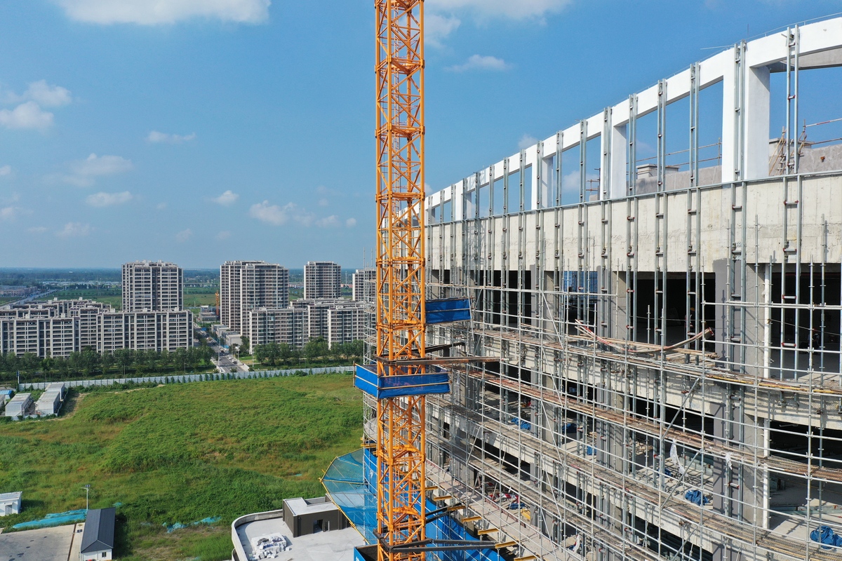 港务区绿地二期房建项目施工现场安全防护设备缺乏问题调查