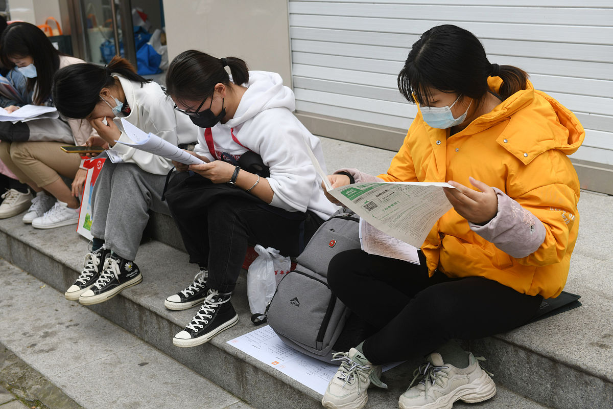 小学期末考试：准备攻略，轻松应对！