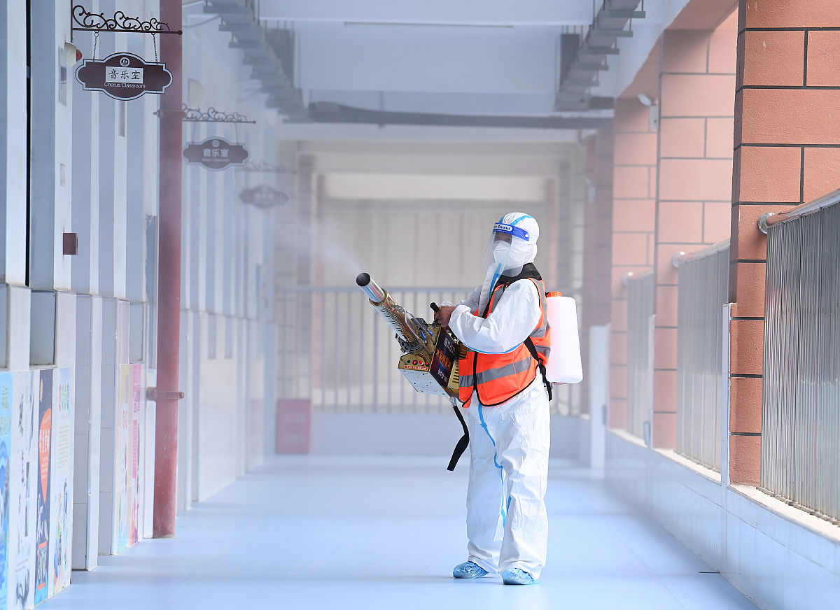 按计划有序进行中换个专业的说法