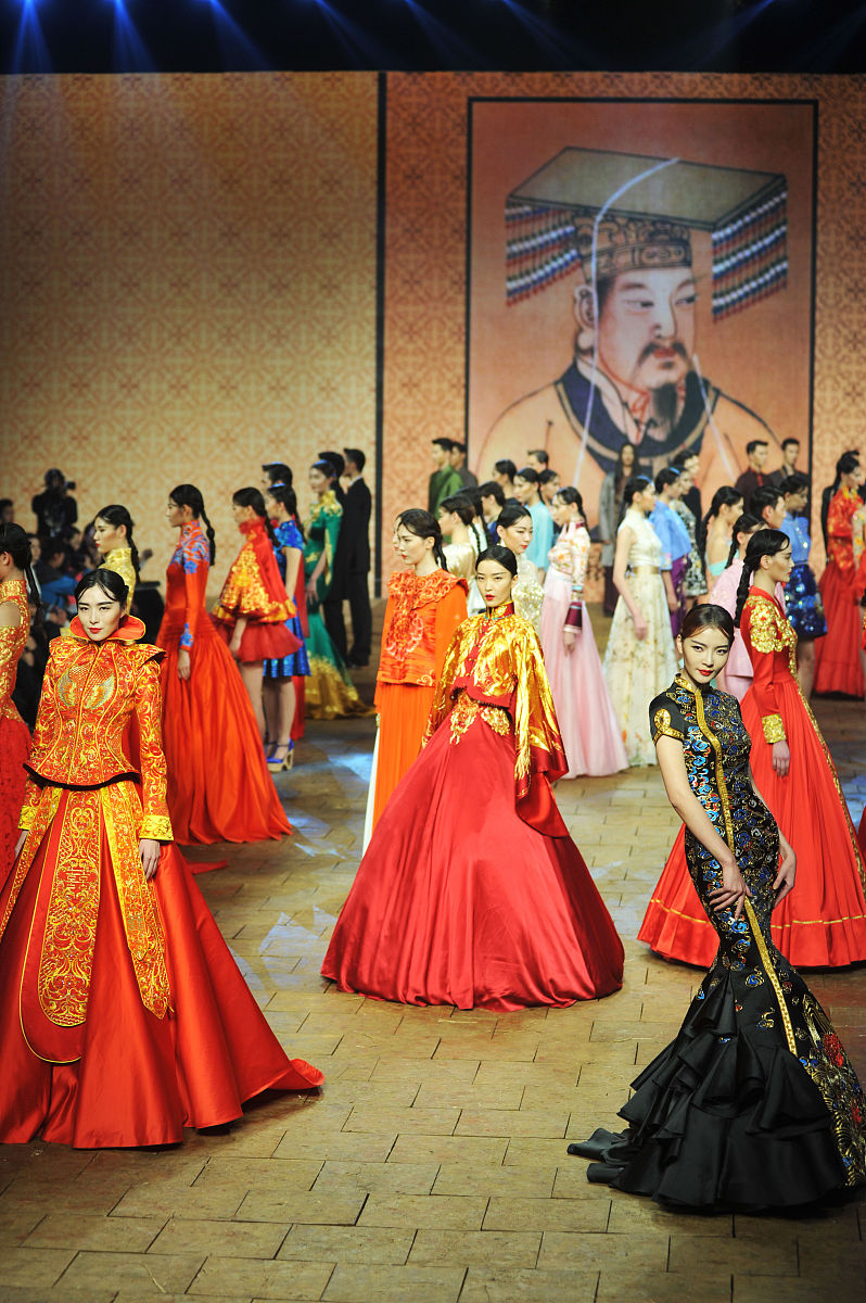 山东服装职业学院服装表演专业就业前景如何