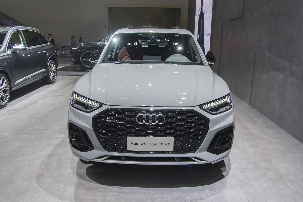 2021年11月19日,广州车展,奥迪汽车展台奥迪q5l sportback.