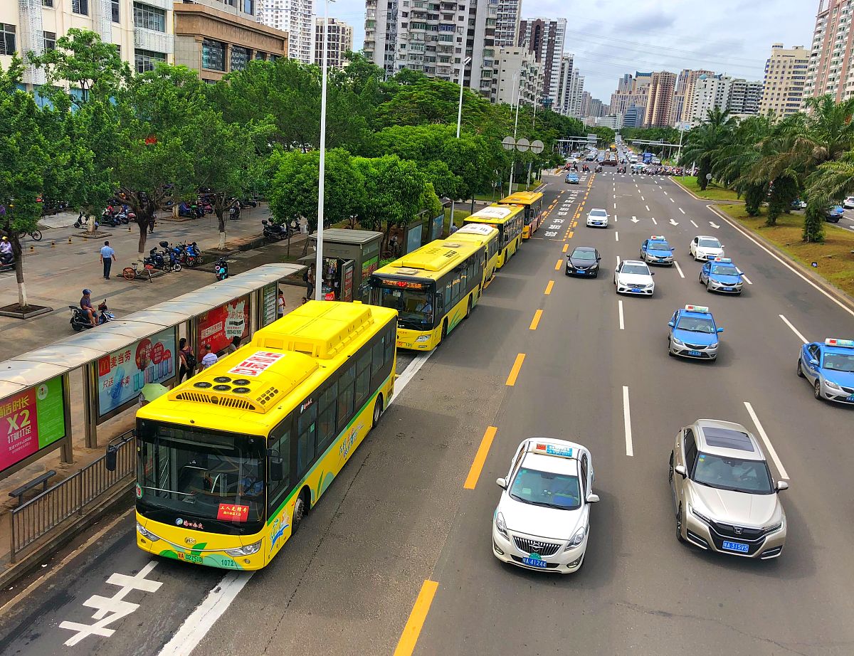 海口市交通状况报告：现状分析与未来展望
