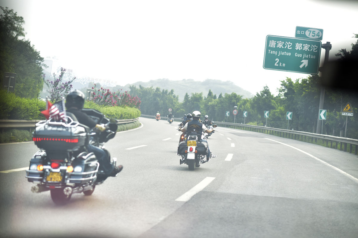 马路达是什么意思？ - 揭秘道路交通工具的俗称