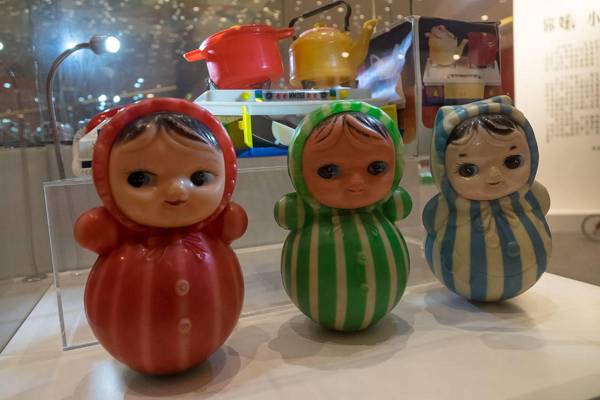 2015年04月15日,上海,"你好,小时候"怀旧玩具展在静安寺附近一家商场