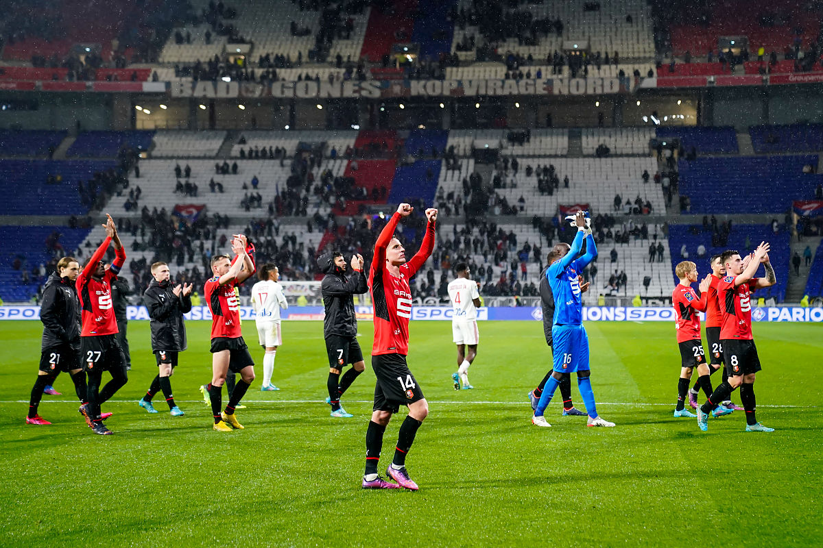 成都高铁专业学校3+2学制大专：优势与不足分析