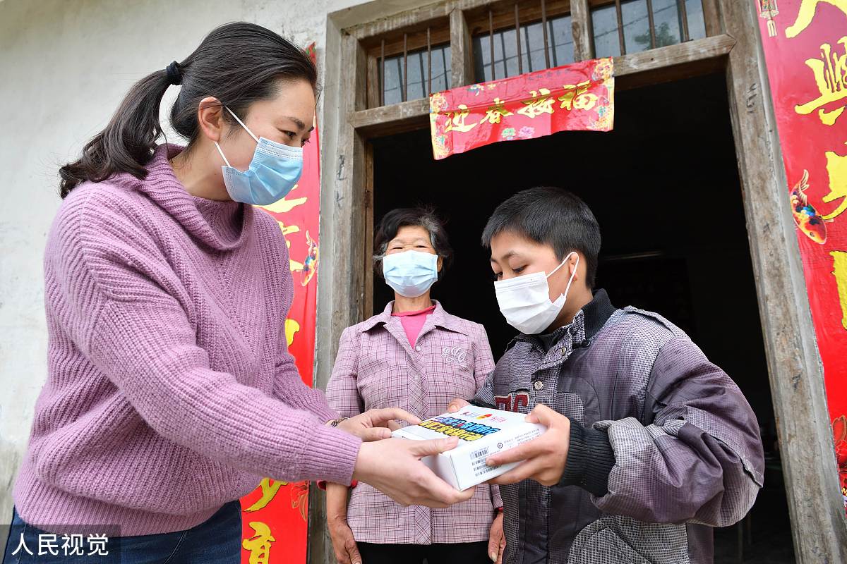 优秀大学生干部申请理由：勤勉尽责，追求卓越