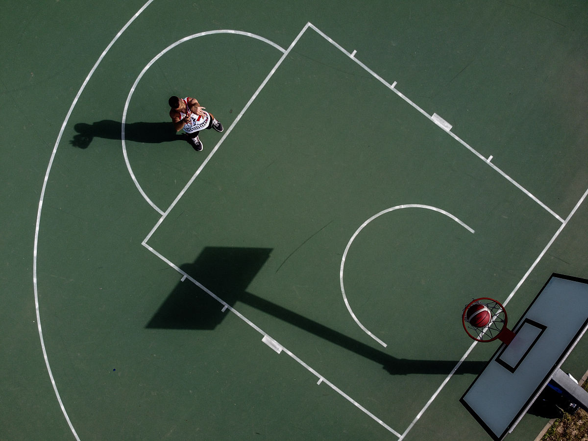 波士顿红袜队进攻策略大转变：小球战术和年轻球员崛起