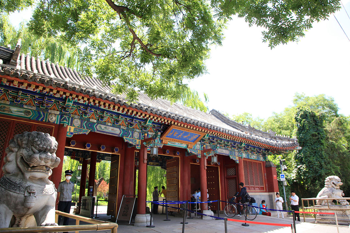 校外人员如何在北京大学食堂就餐？