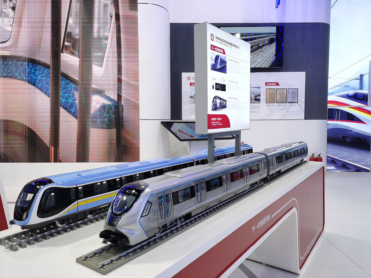 地铁车型对比：外观、功能、性能等方面的差异