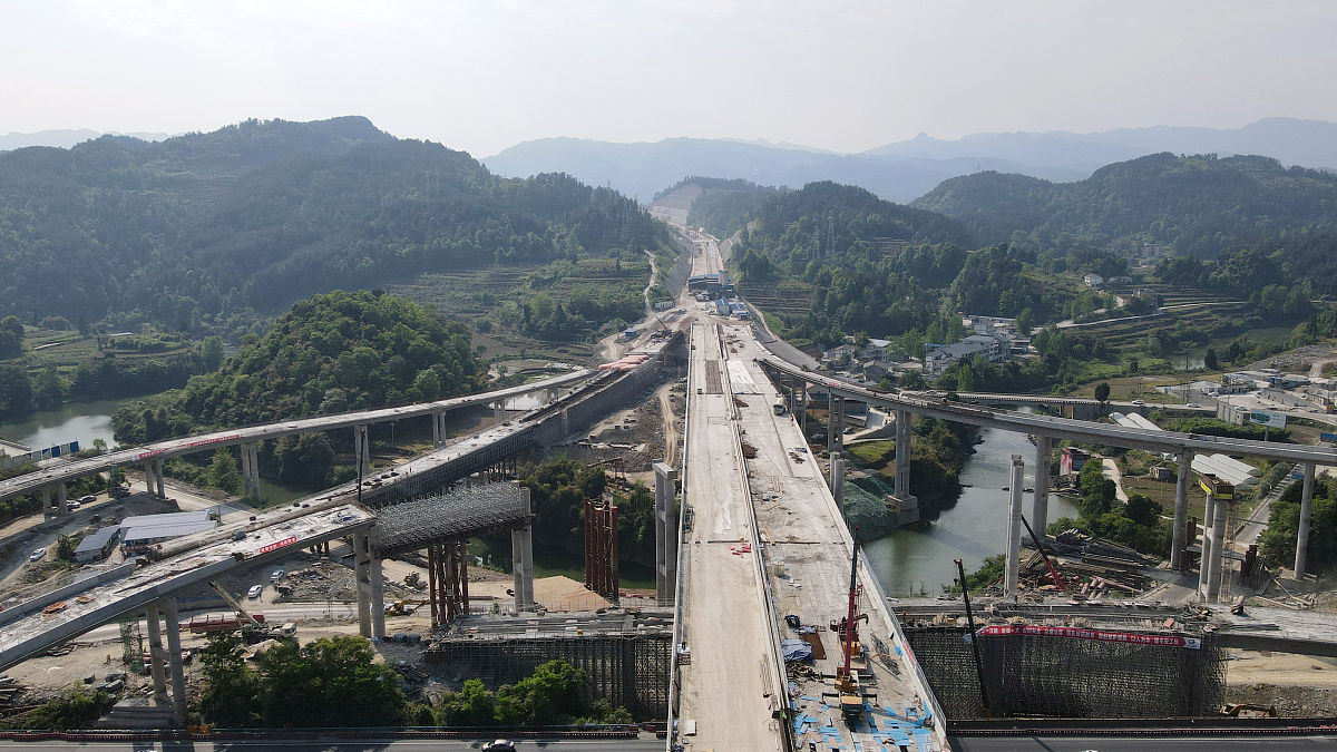 公路桥梁初步设计阶段风险评估：方法与案例分析