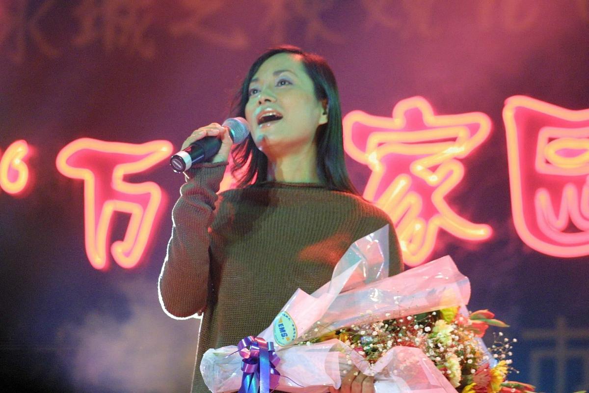 毛阿敏到山东聊城"赶场"+++_+++毛阿敏,歌手,歌星
