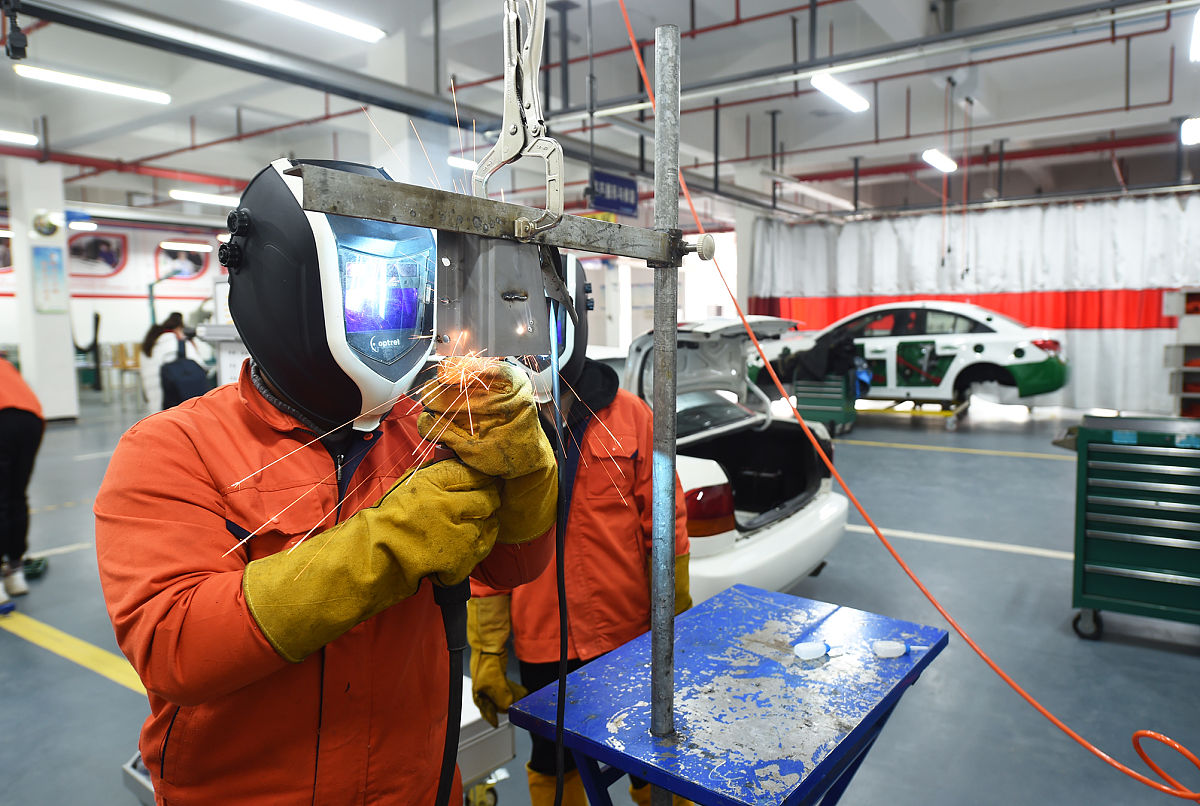 南昌汽修学校汽车检测与维修订单班三年制怎么样？招生条件有哪些