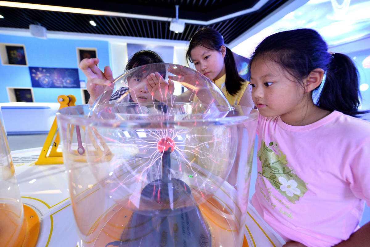 童趣天堂：儿童心灵探究体验馆展示设计