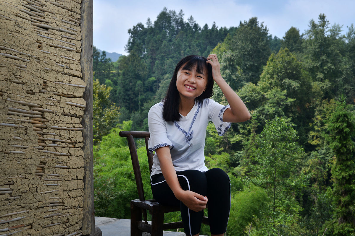 初中毕业怎么考口腔医学专业学校呢