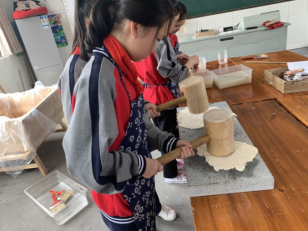 探秘古法造纸：与小学数学的奇妙关联