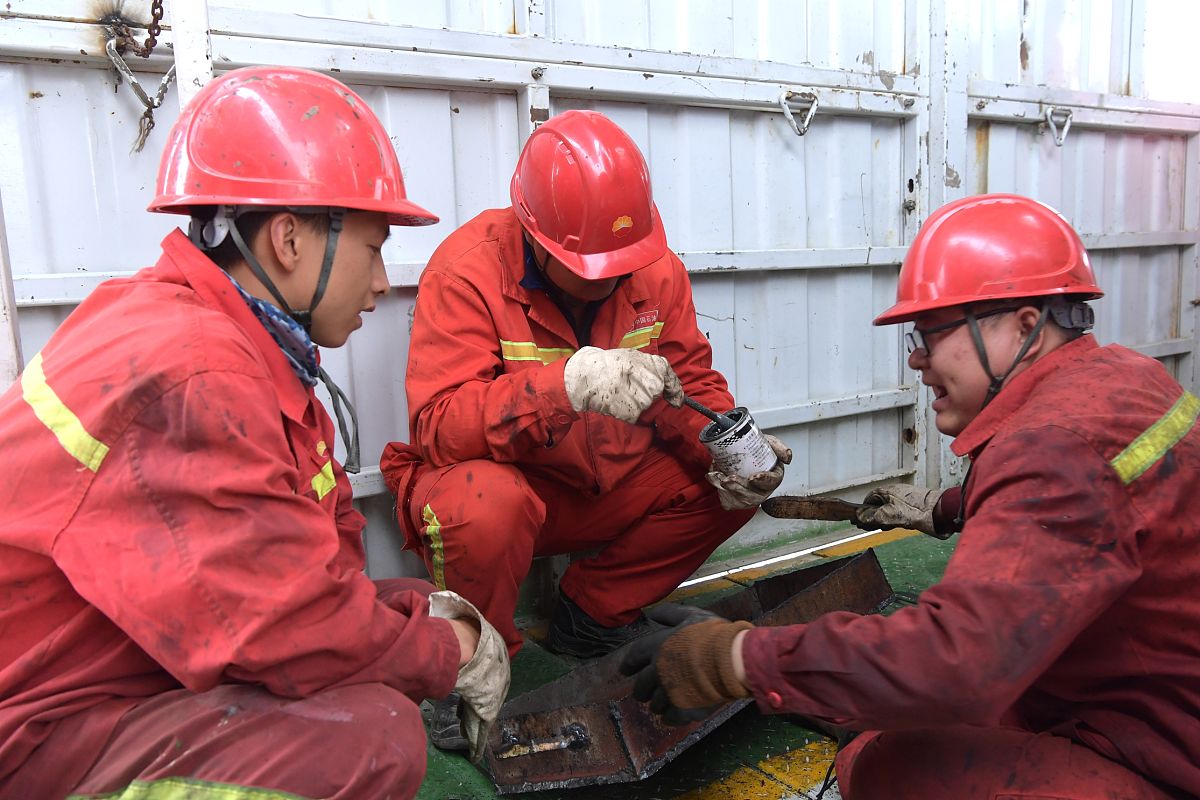 写一篇石油开采岗位的实习目的。