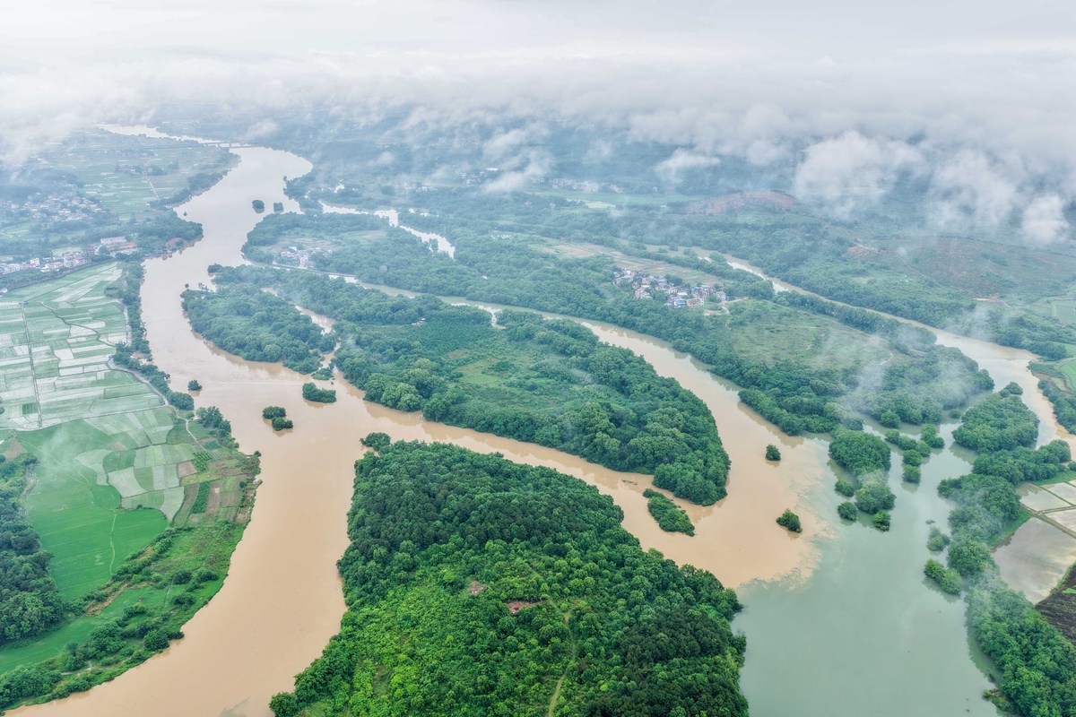 请帮我写1篇650字博客文章主题是：长江有多长
