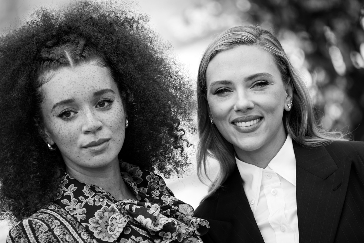 Do you know Sarah Paulson an actress in Hollywood