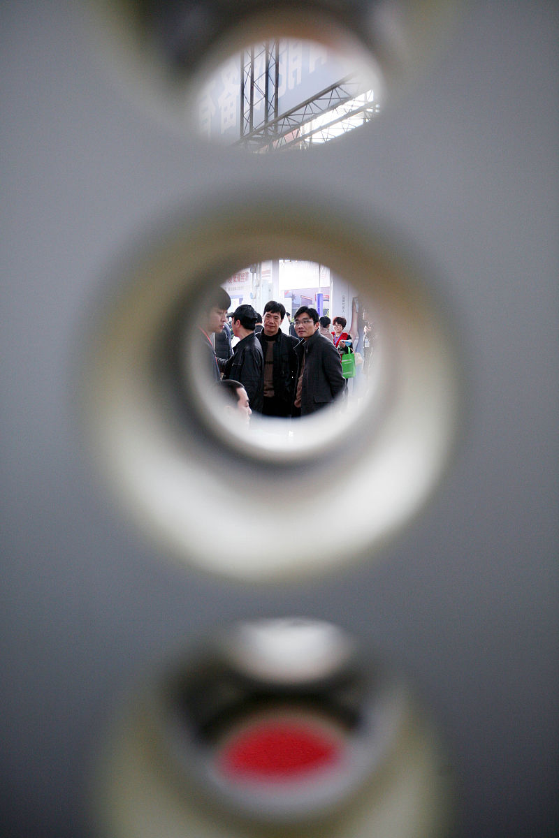 为什么镜像是左右颠倒不是上下颠倒