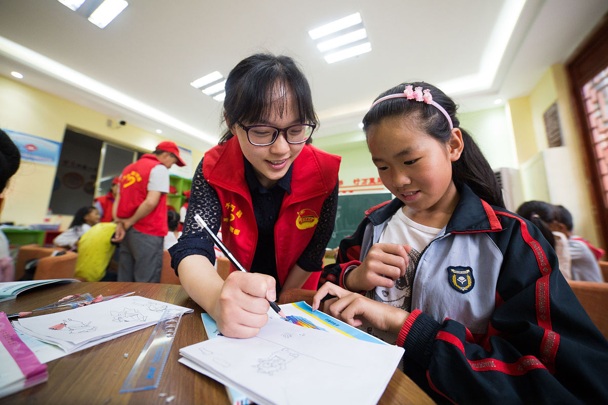 小学生作业帮扶志愿者收获：成就感、能力提升、视野开阔