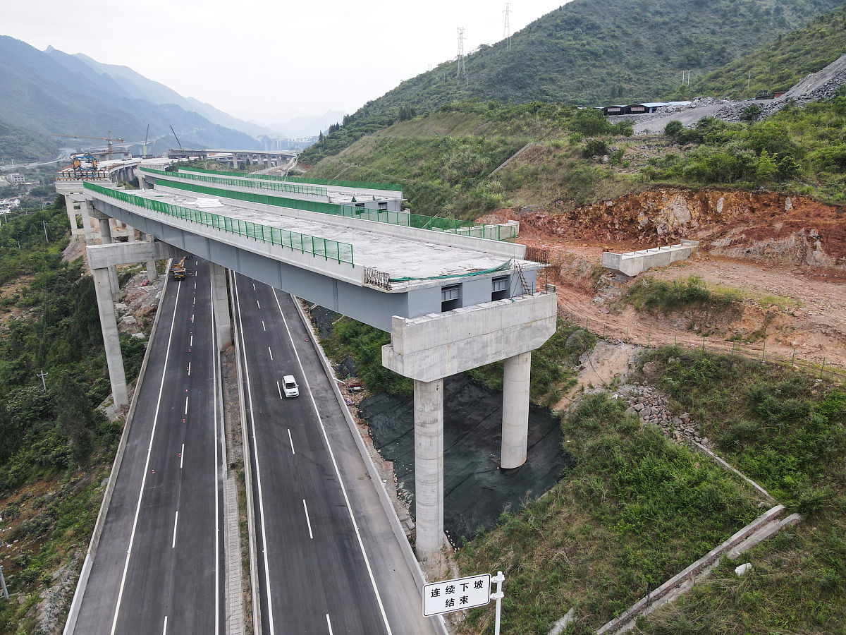 文章内容是贵州公路路面工程资质新办内容生动