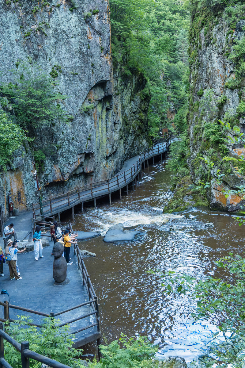 宜兴张公洞游记：探秘千年古洞，体验漂流与古寺之美