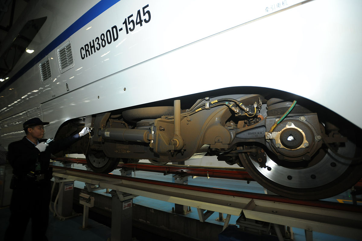 CRH380B 高速动车组车体结构特点解析