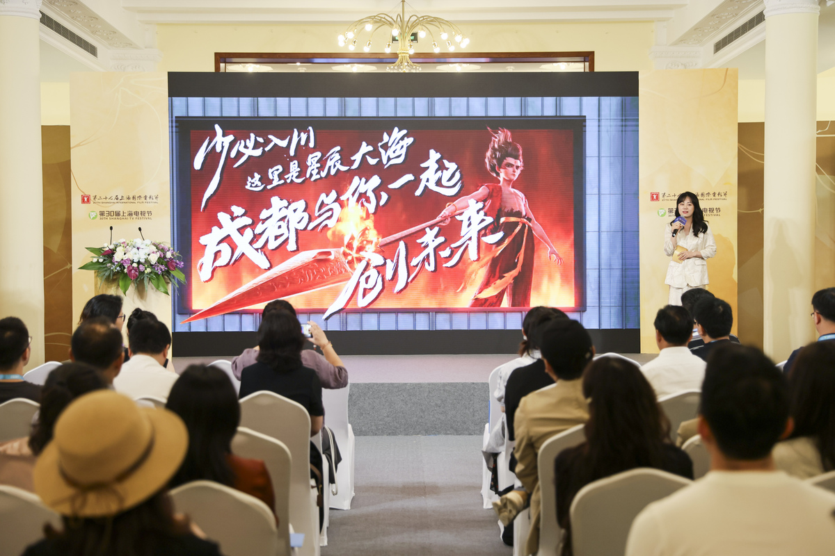 荣耀讲堂邀约：与您共探科技魅力，分享成长喜悦