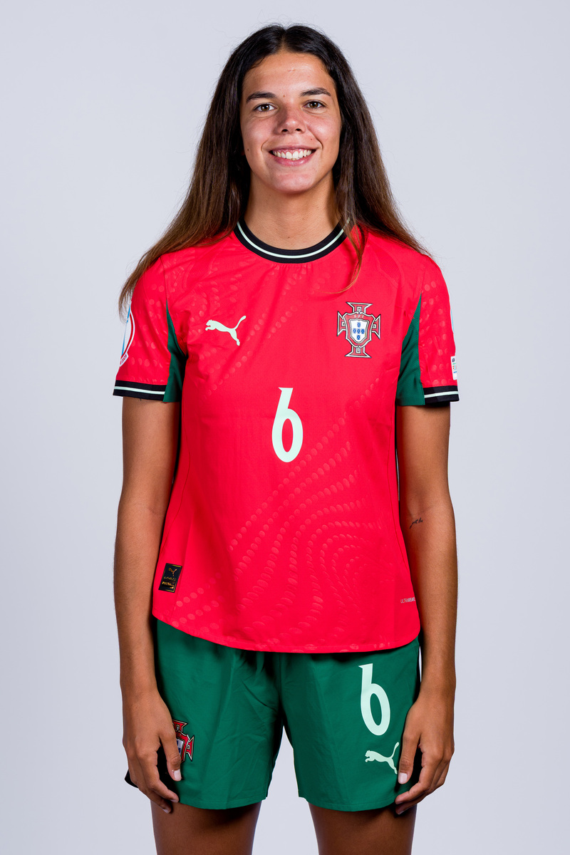 在秦皇岛哪里能学服装设计？