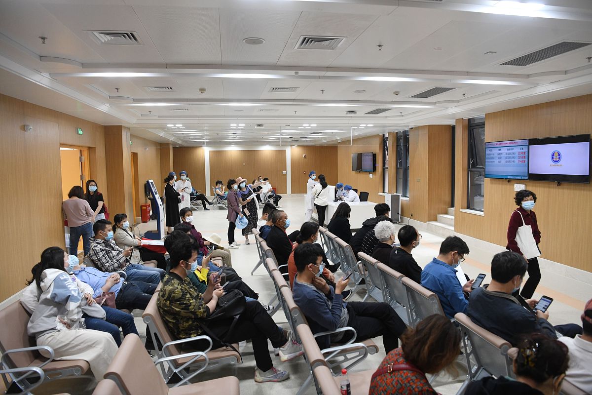 重庆卫校与普高区别：2021年最新解析