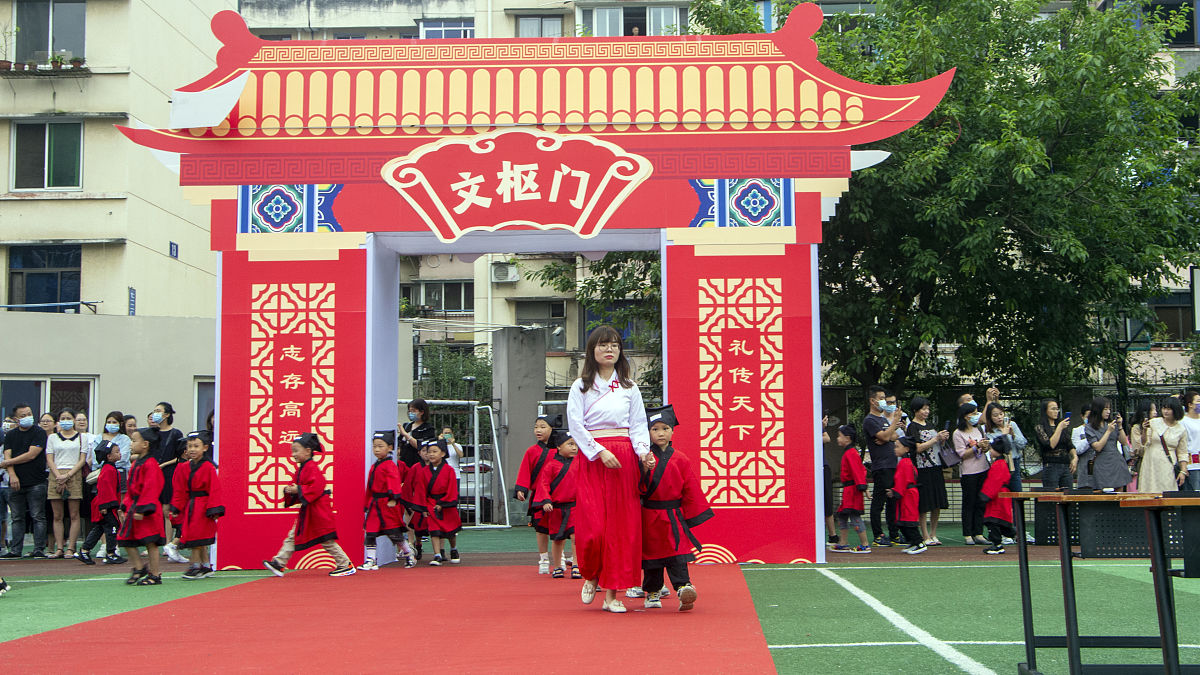 成都铁路工程学校工程机械运用与维护专业前景好不好