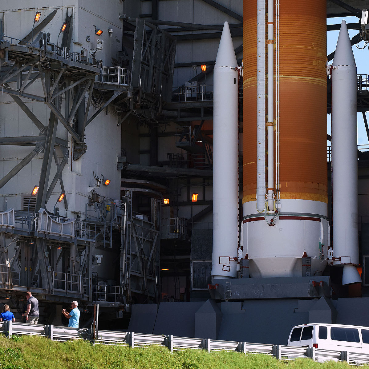 马斯克技术技能：从电动汽车到太空探索