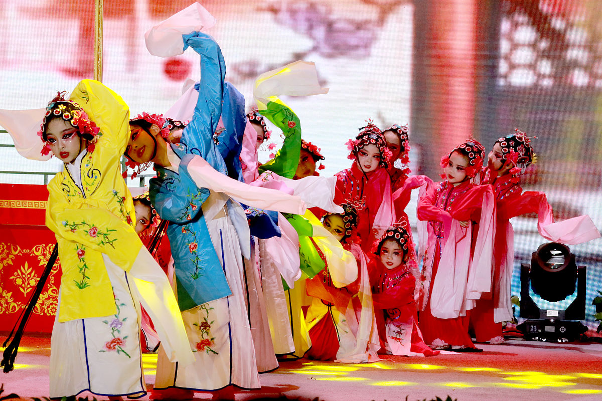 泰州市凤凰艺术学校2022年招生简章