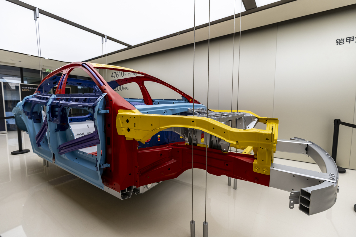 激光拼焊板：汽车轻量化的关键技术