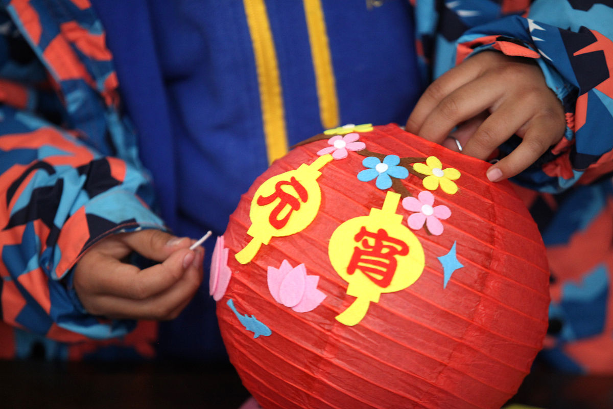 DIY灯笼制作教程：简单易学，打造节日氛围