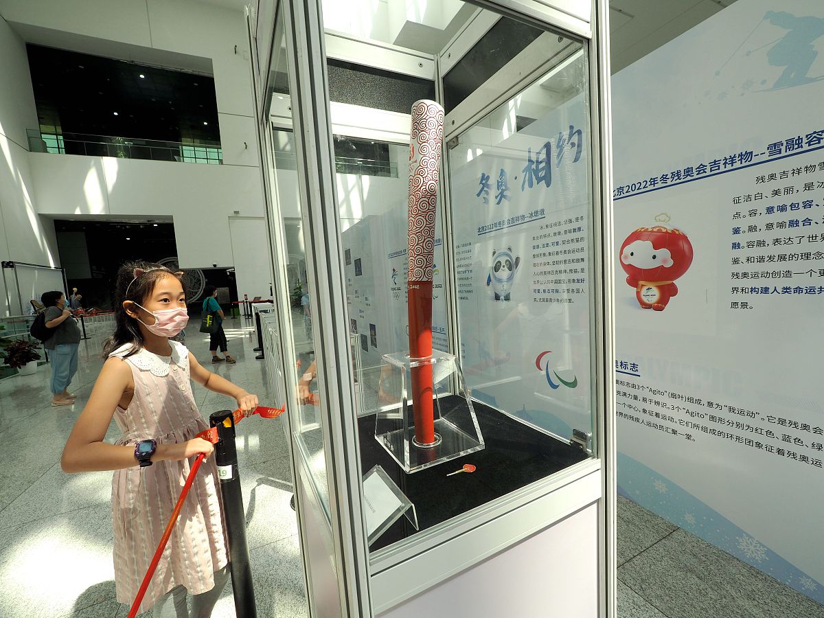 购买科技馆展品的政策有哪些呢帮我用200字详细描述