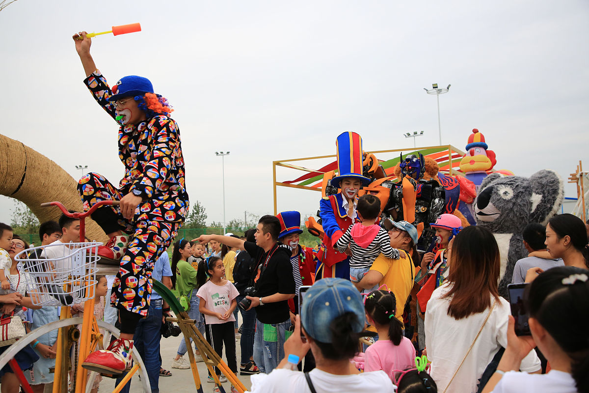 夏日citywalk流行的原因