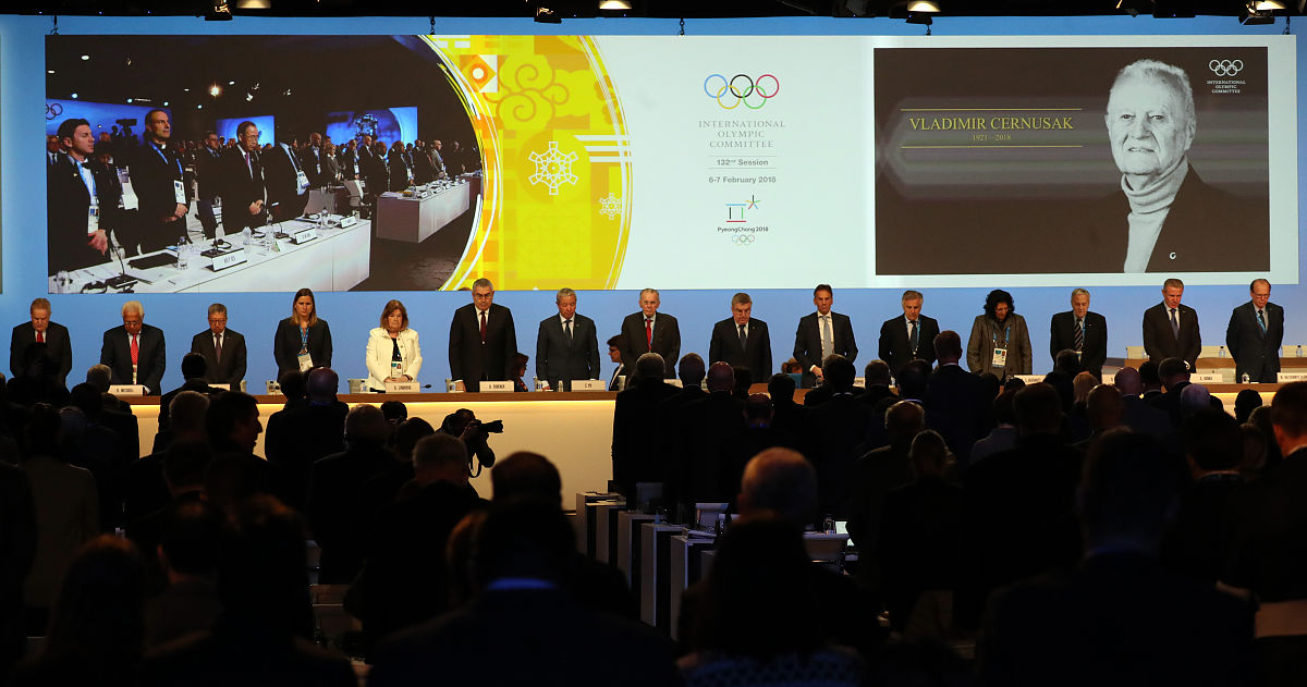 写一篇关于尼山对话的评论文章