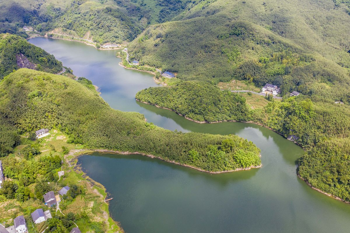 重庆梁平职业教育中心2021年招生专业有哪些？