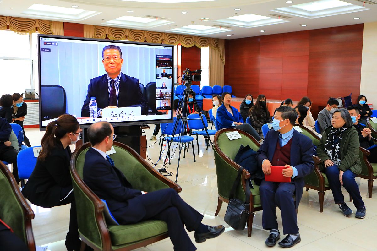 日语翻译：询问所需动画素材