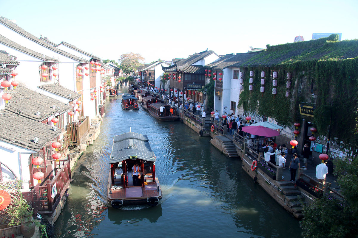 安排一下上海南京的旅游一共一周