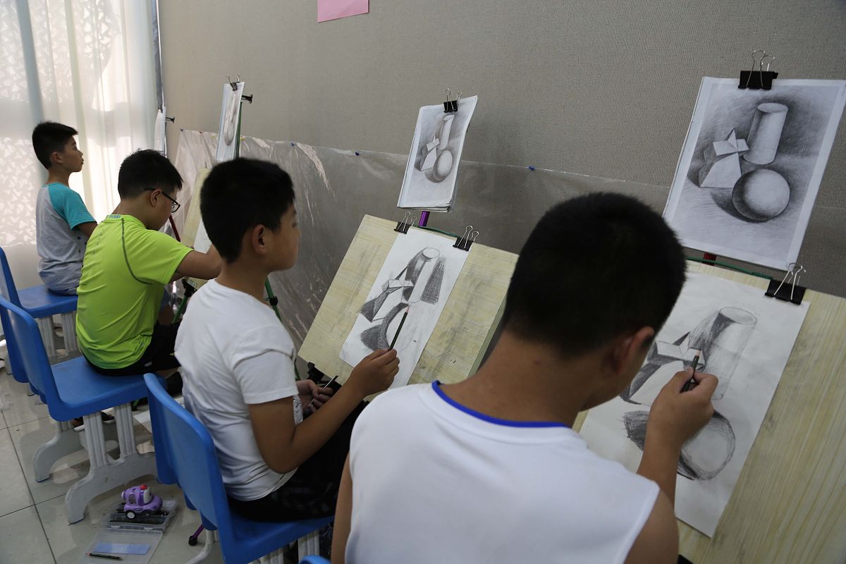 宁晋职教中心美术绘画专业怎么样？优秀师资、丰富课程、高就业率