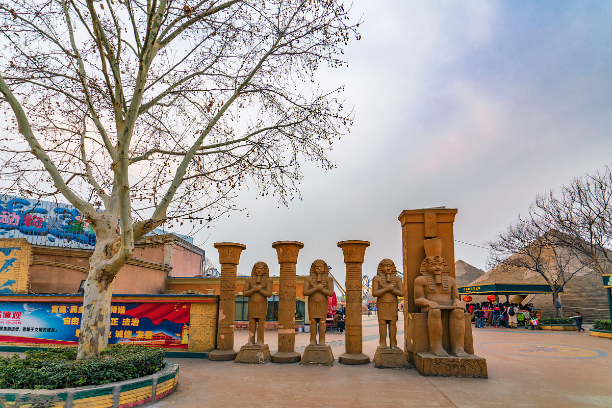 我想知道郑州有哪些好玩的地方