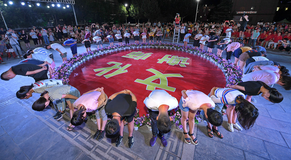来自普通农民家庭的成长故事：懂事、叛逆与感恩