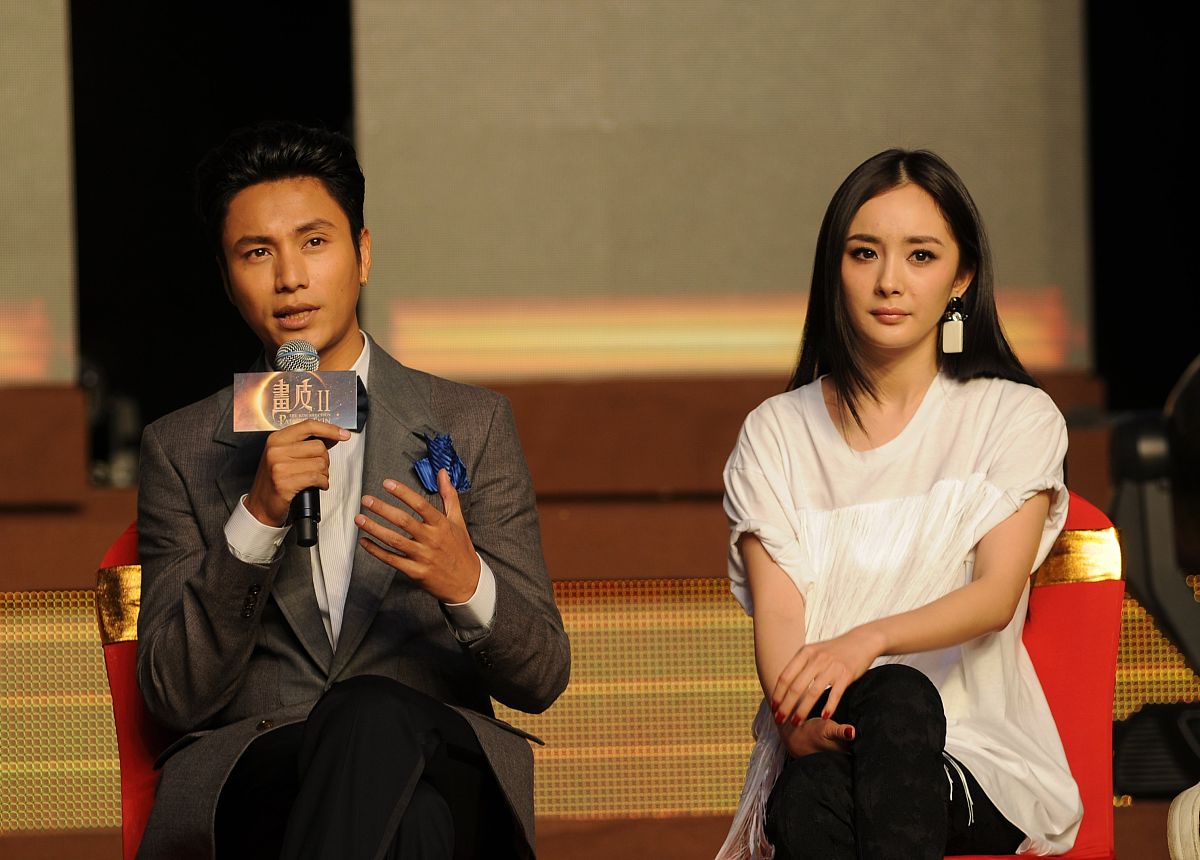 杨幂说现在对谈恋爱没兴趣盘点下娱乐圈明星离婚后对爱情的态度以八卦博主的视角写一篇盘点类的文章字数在3000字左右并起一个吸人眼球的标题